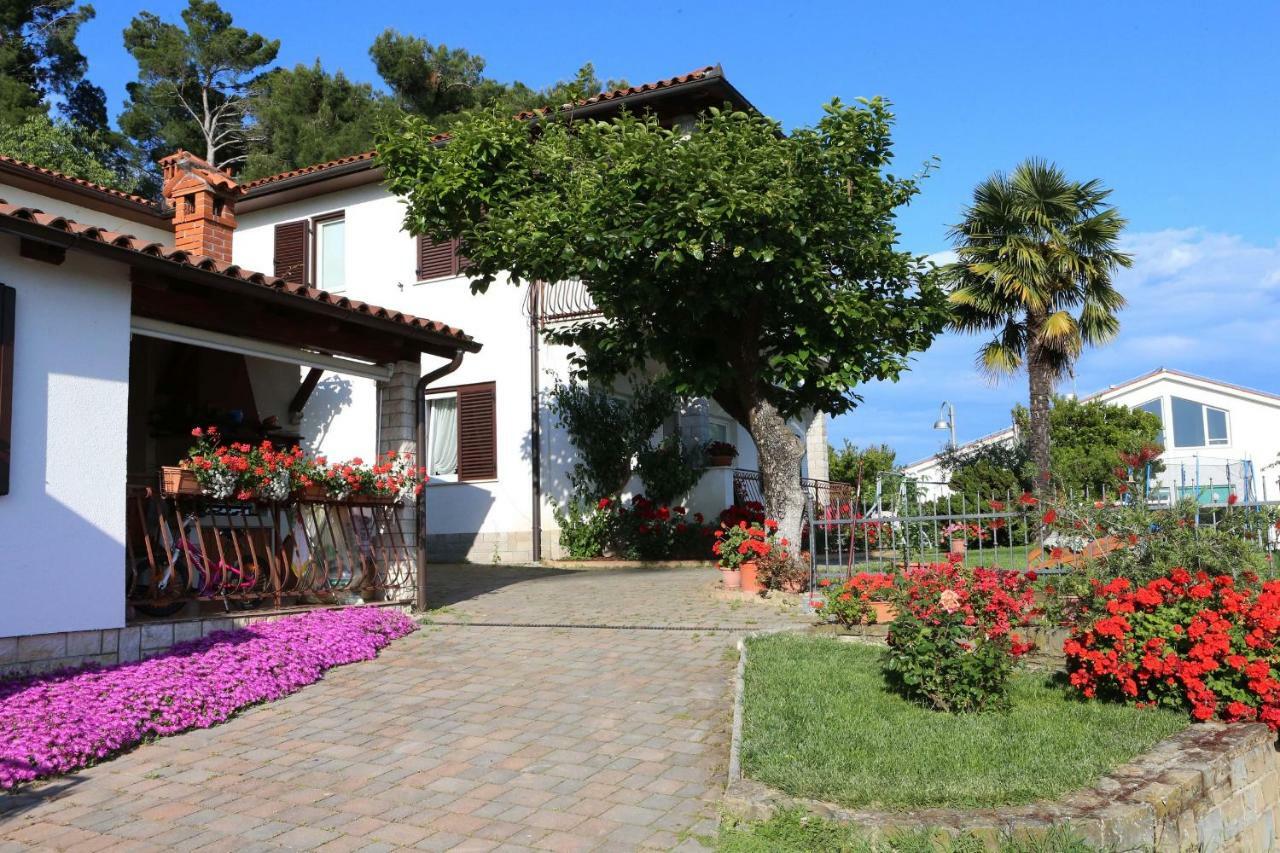 Sea View Apartments Portoroz Zm Exteriör bild